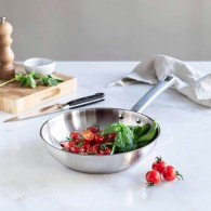 POELE EN INOX LACOR 24 CM