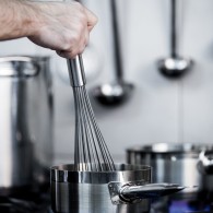 FOUET EN INOX LACOR 30 CM
